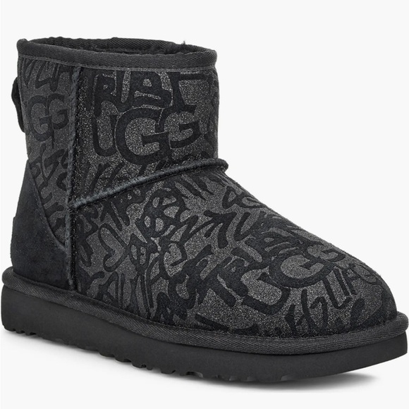 UGG Women’s Classic Mini Sparkle Graffiti Boots Size Women’s 5 Color Black